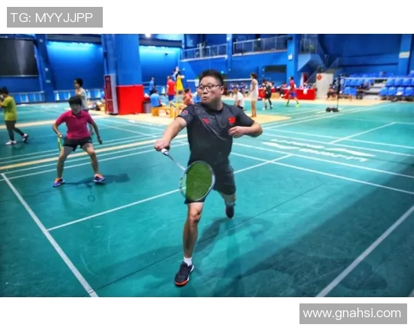 成都羽毛球队在世界锦标赛上的拼搏历程与荣耀时刻分享