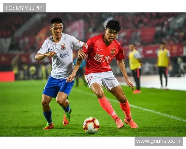 2012年鲁能与恒大激战回顾：激情碰撞与荣耀之争的经典对决